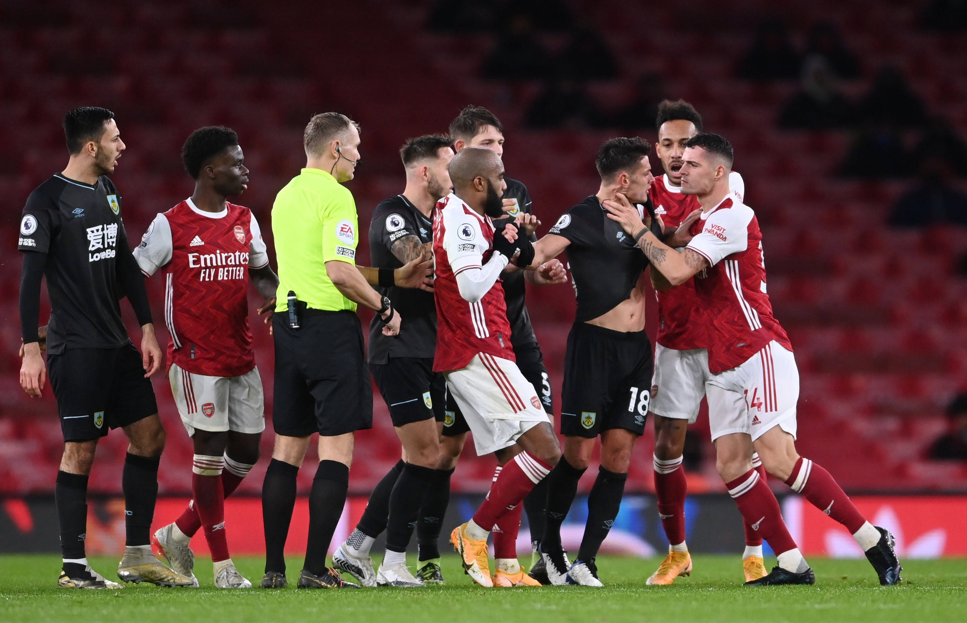 豪門中場大動作！皇馬3年2.2億歐引進3新星！巴薩1億免簽2冠軍！.